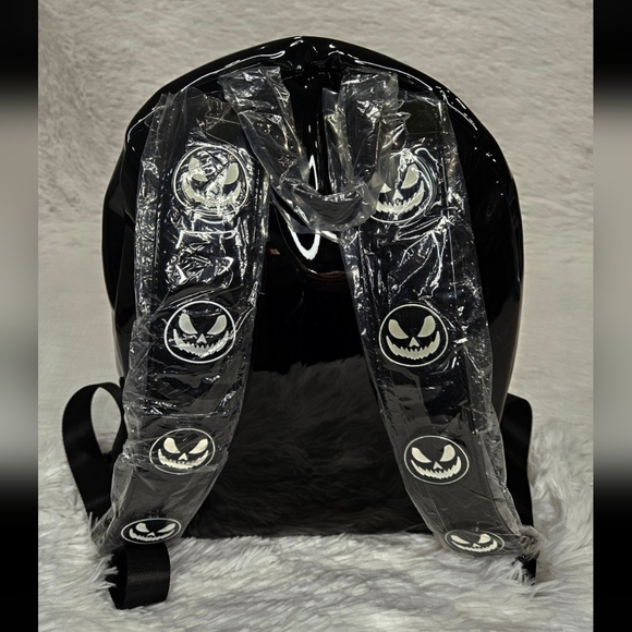 Jack-o-lantern Skeleton Black/White Medium Backpack - Picture 4 of 6